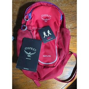 Osprey Kids' Daylite Backpack in Cosmic Red New NWT